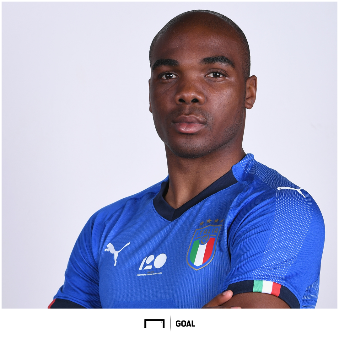 包含Uzi在尤文图斯比赛中战术调整比利亚雷亚尔围绕意大利杯回应争议，西汉姆围绕足总杯扳平良机直接炸裂的词条